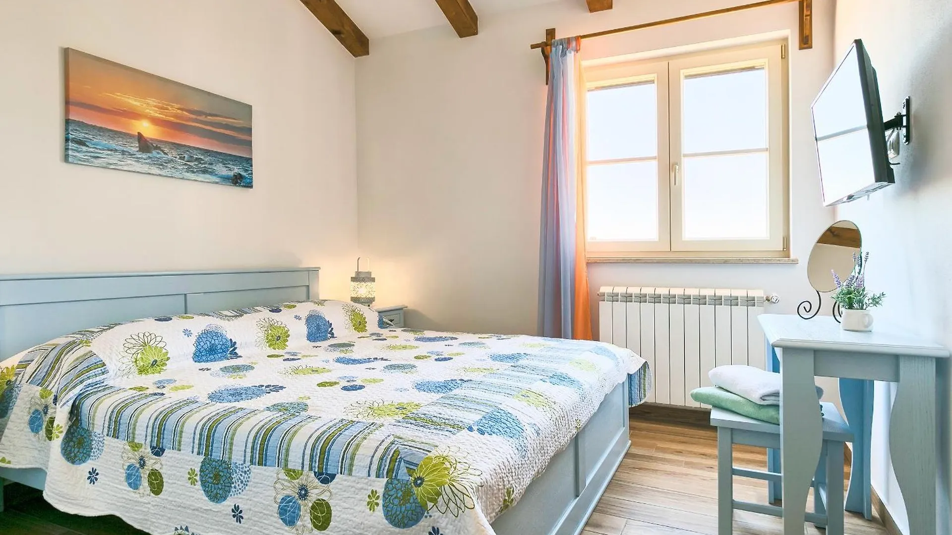 Villa Loverka Near Pula Only 3 Km From The Beach With Sea View Peruški