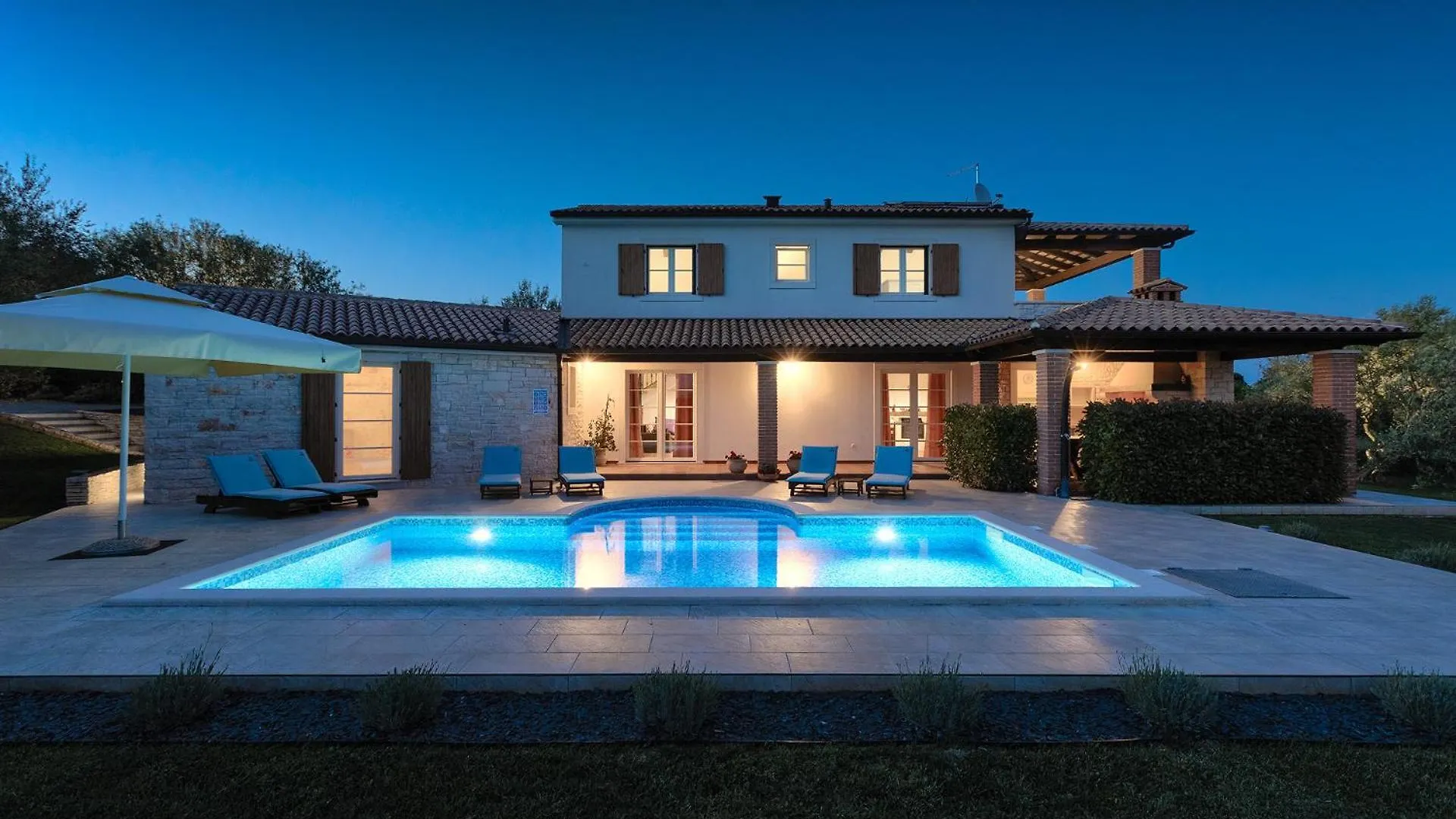 Villa Loverka Near Pula Only 3 Km From The Beach With Sea View location